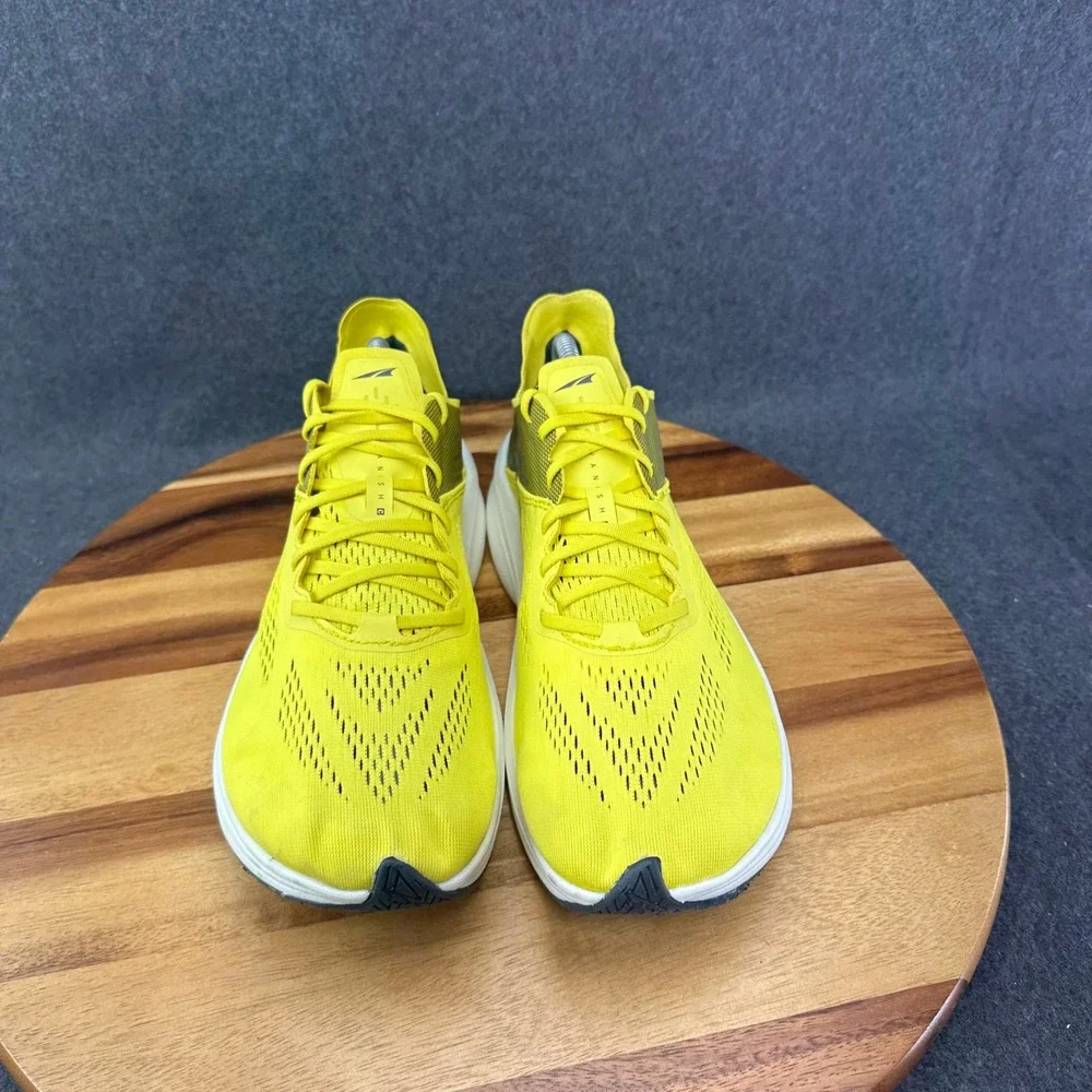 ALTRA Mens Sz 10.5 Vanish Carbon Road Running Hiking Shoe Yellow Sneaker Comfort